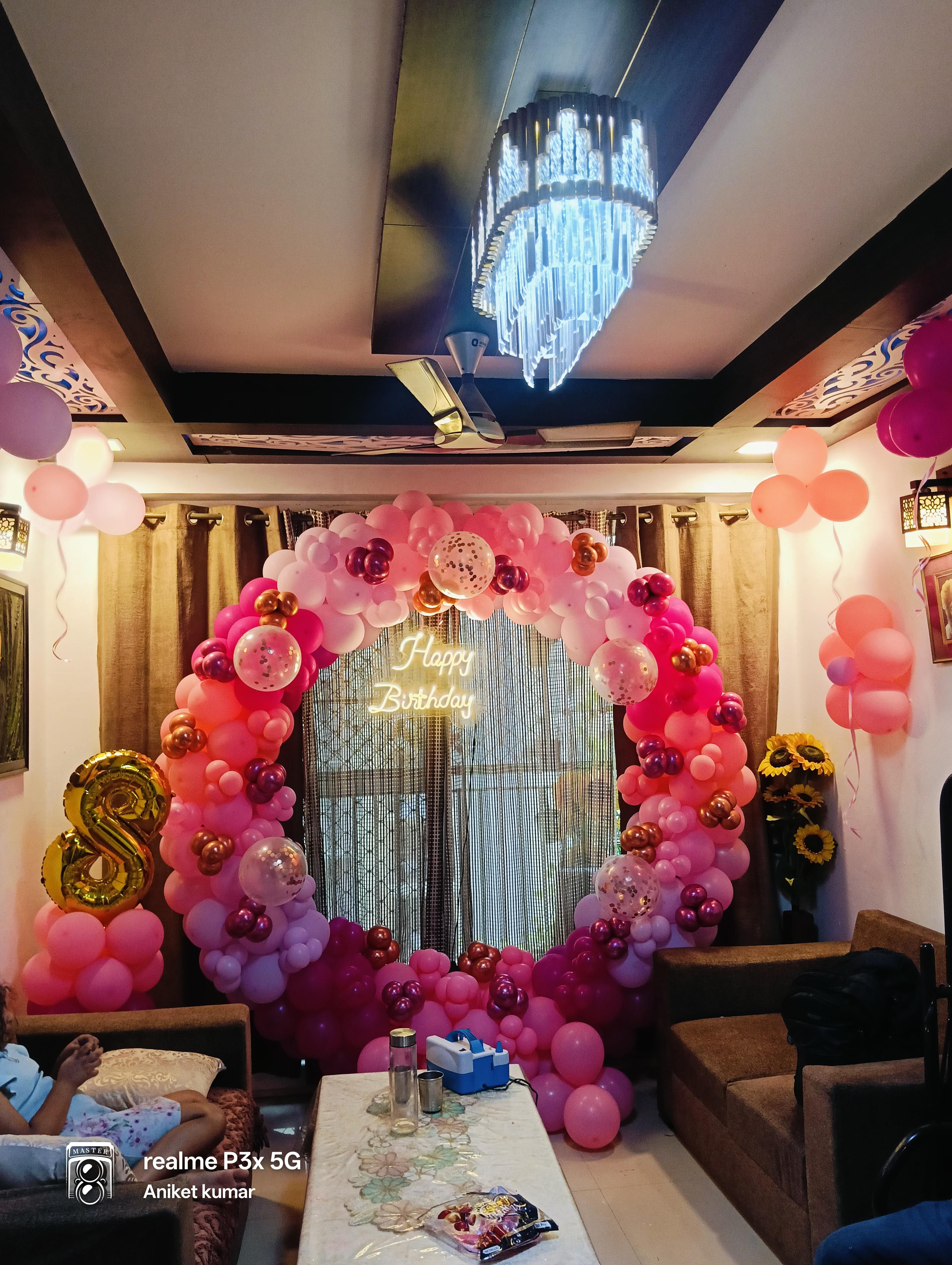 Balloon Ring Decoration